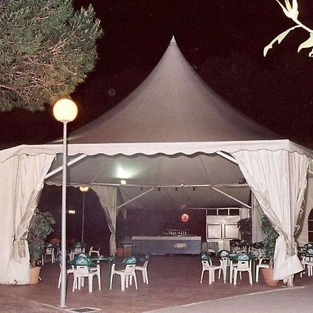 La Imperial Hotell Luceni Eksteriør bilde